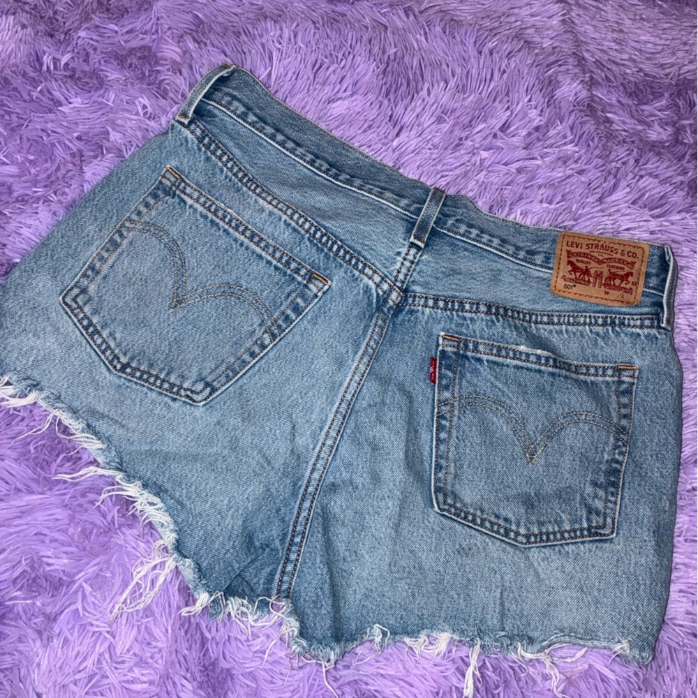Levi's 501 Women's Cut Off Denim Shorts Blue Regular Fit 5-Pocket Button Size 31
